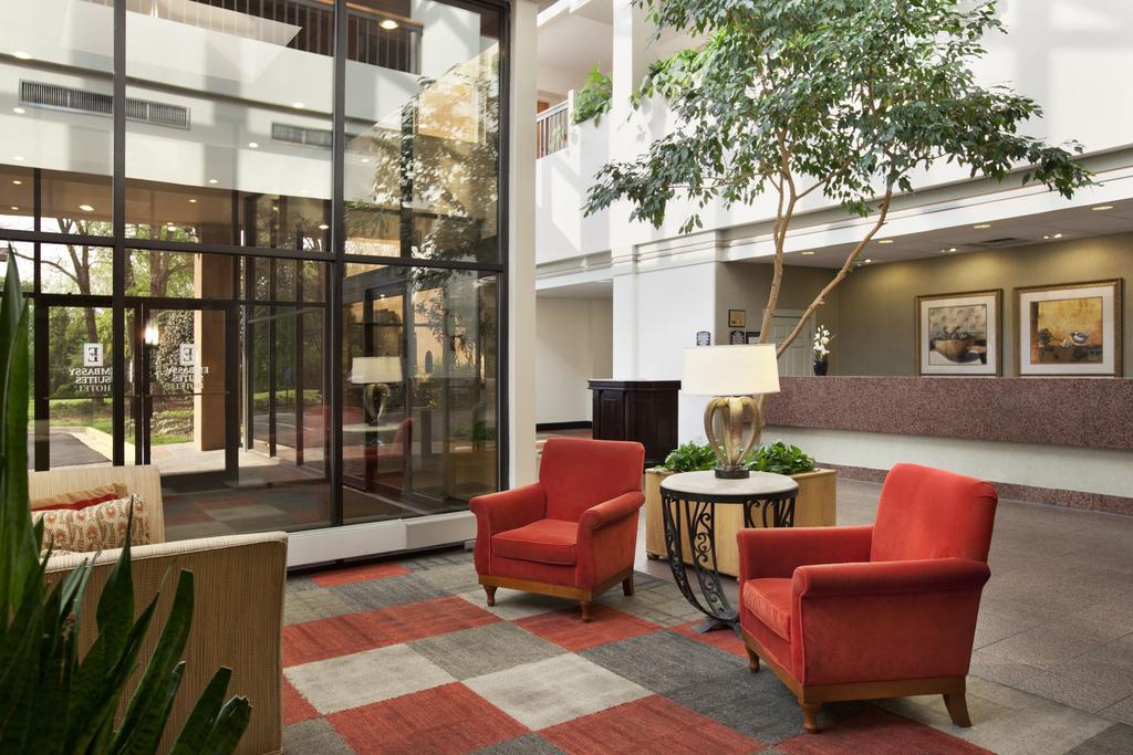 Embassy Suites By Hilton Atlanta Perimeter Center Sandy Springs Esterno foto